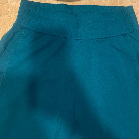 Joy Lab green ombré crew neck cropped sweater w/ Mid-Rise Terry Joggers NWOT - Picture 10 of 11